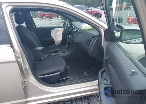 2013 Chrysler 200 Lx из США, поврежденный, VIN 1C3CCBAB6DN640193